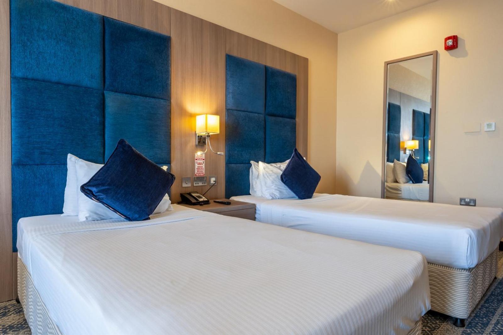 The Castle Premium Hotel Doha Kültér fotó
