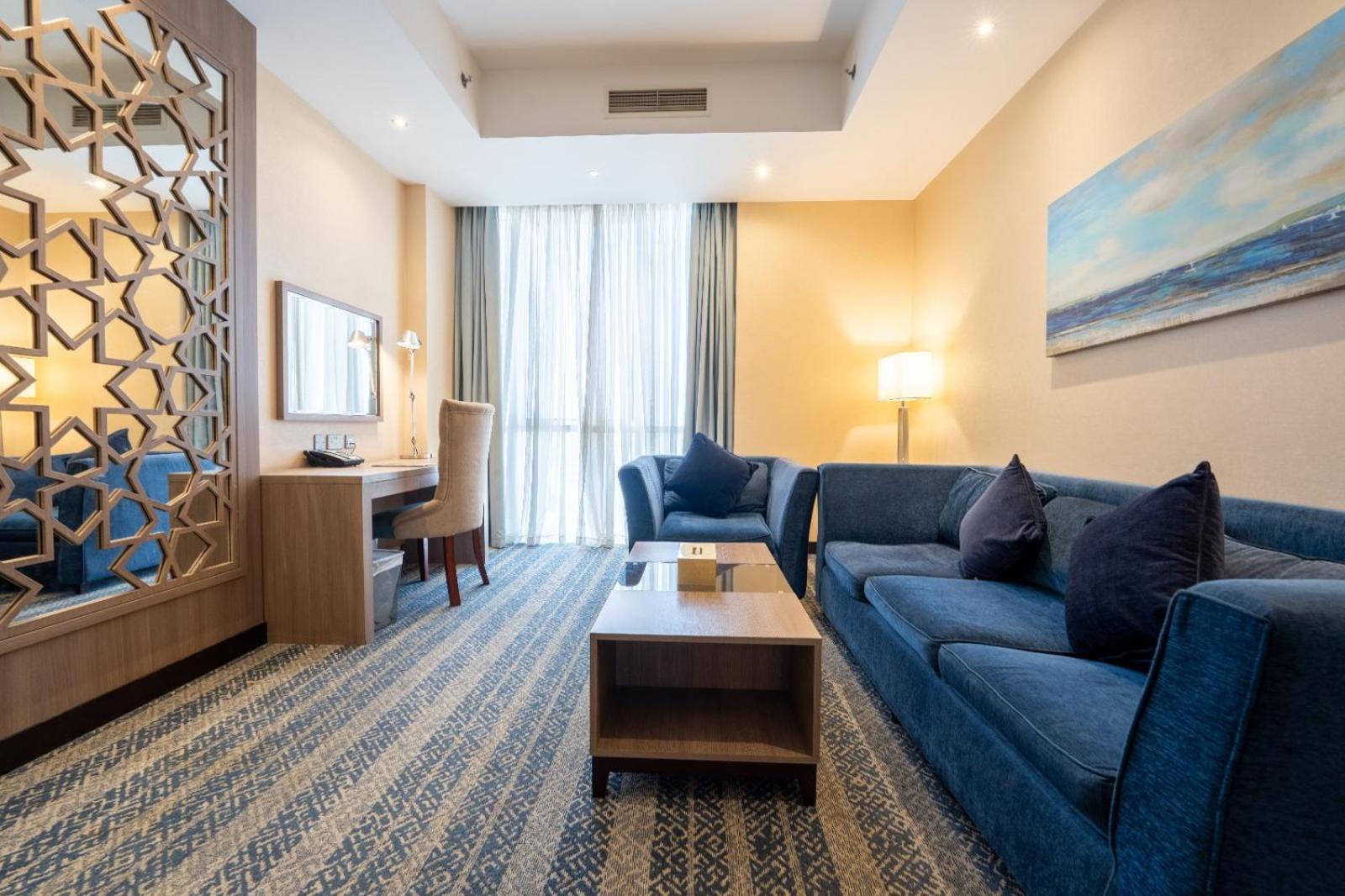 The Castle Premium Hotel Doha Kültér fotó