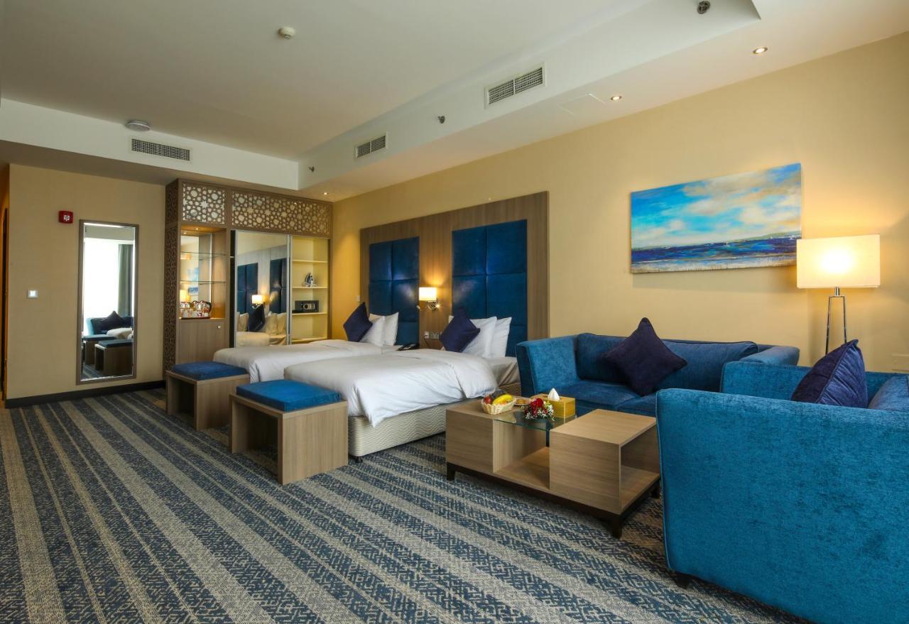 The Castle Premium Hotel Doha Kültér fotó